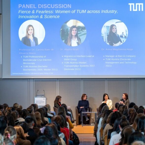 Der 15. Women of TUM Talks 2025 unter dem Motto 'Fierce and Fearless' bringt Studentinnen, Alumnae, Wissenschaftlerinen und Mitarbeiterinnen zu einem inspirierenden Event zusammen. Auf dem Podium saßen TUM Professorin Dr. Carina Baer de Oliveira Mann; TUM Alumna Dr. Aledia Bilali; TUM Alumna Dr. Anna Magdalena Hepp; Moderation Jamie Graefe (TUM Global&Alumni Office); Begruessung durch TUM VP Prof. Claudia Peus (Online)  und TUM Frauenbeauftragte Dr. Daniela Schwarz. Die Veranstaltung fand am 09.04.2025 im Oskar-von-Miller Forum Muenchen statt.